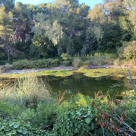 Sci Des Fontaines Апартаменты